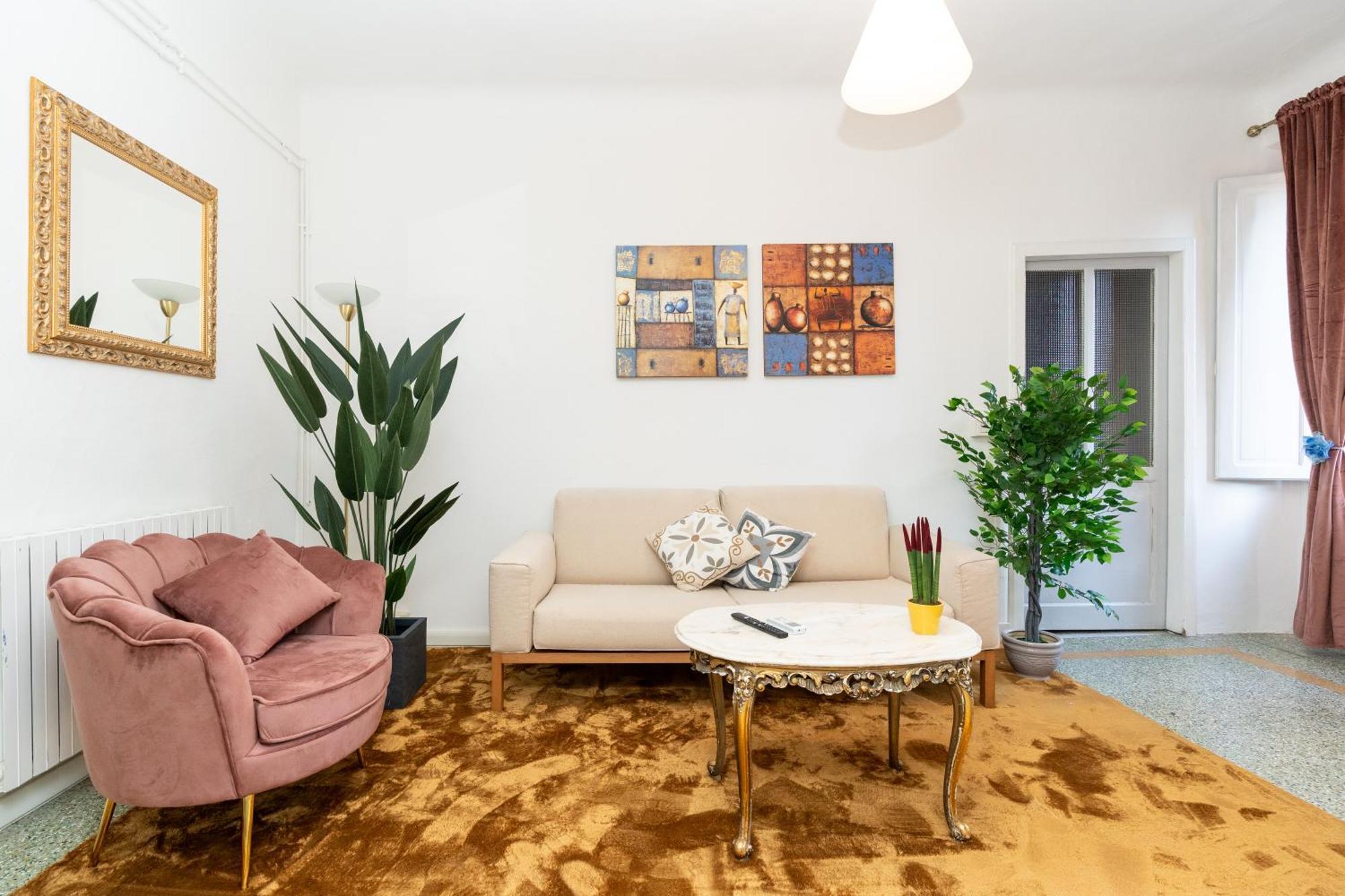 Appartamento Historic Apt In The Center Of Lucca With Balcony Esterno foto